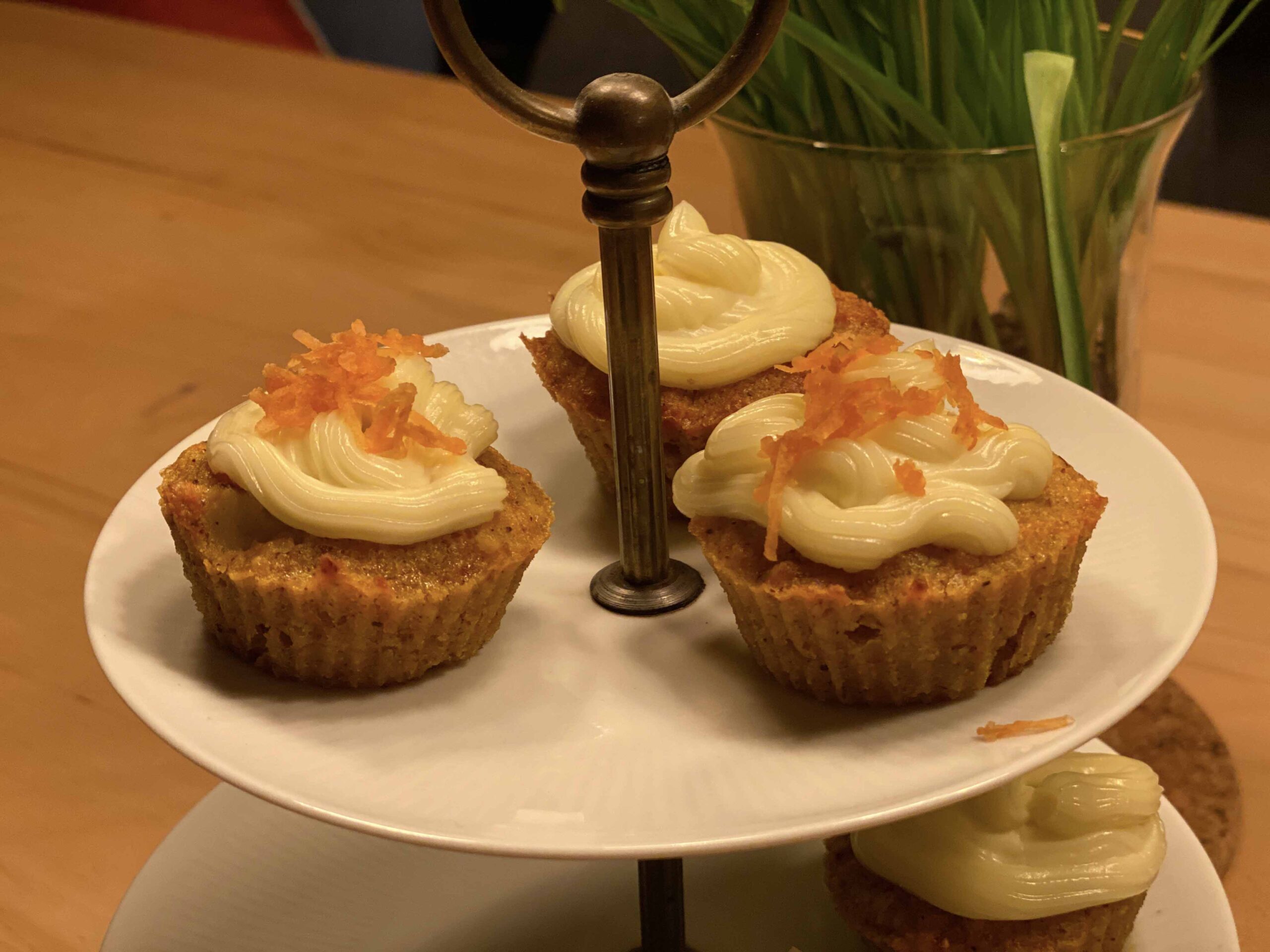 20210404 Carrot Cupcake Step 7.1 Carrot Cupcakes on Etagere